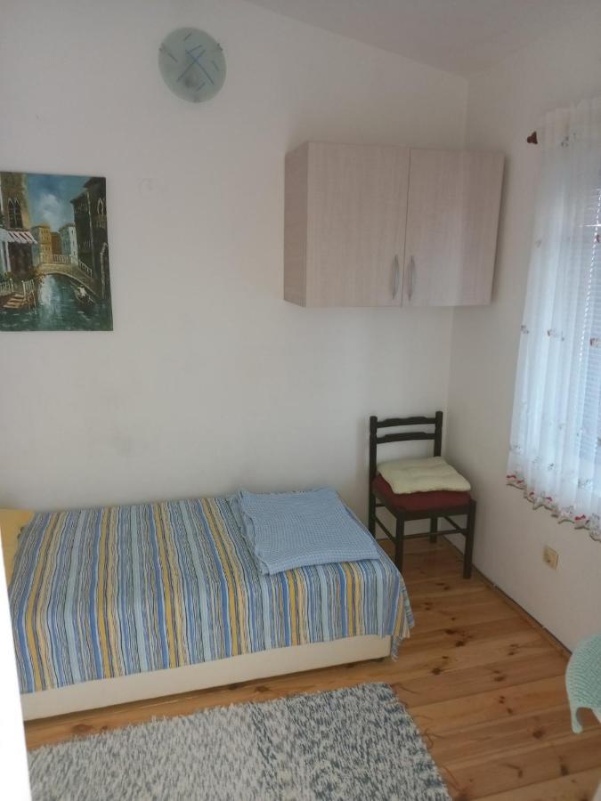 Apartmani Liki Ulcinj Exterior foto