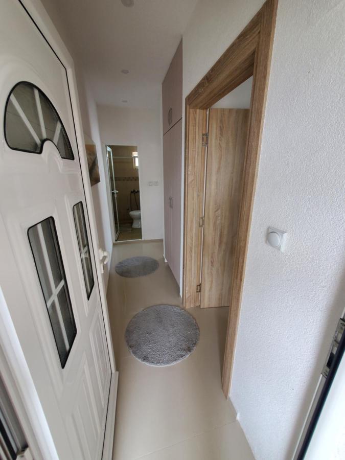 Apartmani Liki Ulcinj Exterior foto